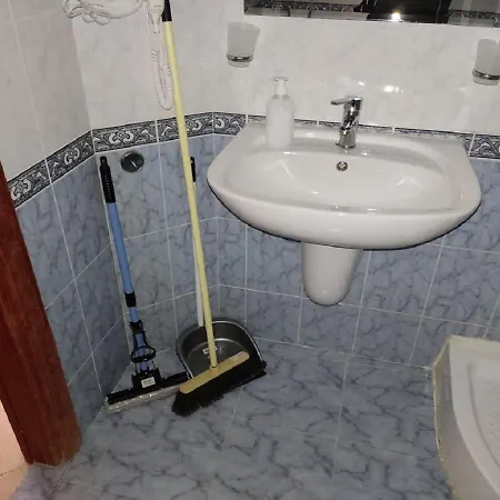 Ideal Three Bed For Families Closed To The Apartmán