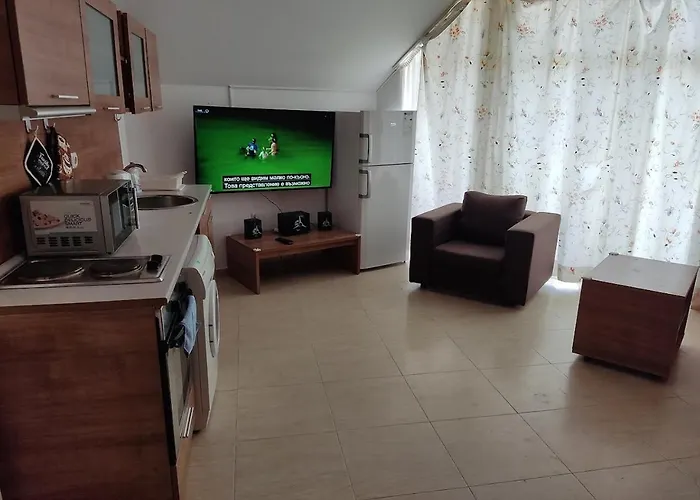 Ideal Three Bed For Families Closed To The Apartment Slantschew brjag