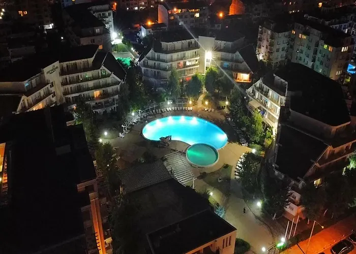 Ideal Three Bed For Families Closed To The