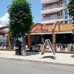 Ideal Three Bed For Families Closed To The * סאני ביץ'
